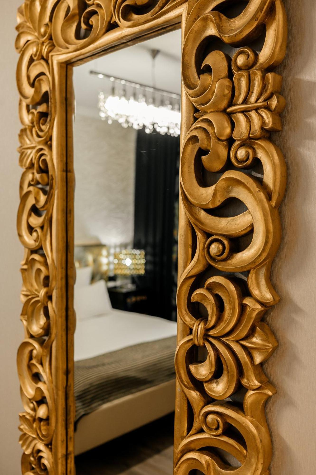 Weekend Boutique Hotel Chisinau Exterior photo